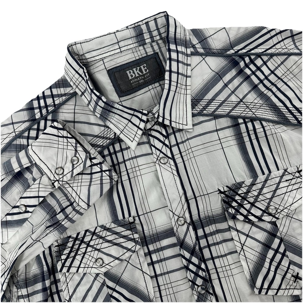 BKE Athletic Fit Mens XXL White Navy Plaid Western Pearl Snap Long Sleeve Shirt